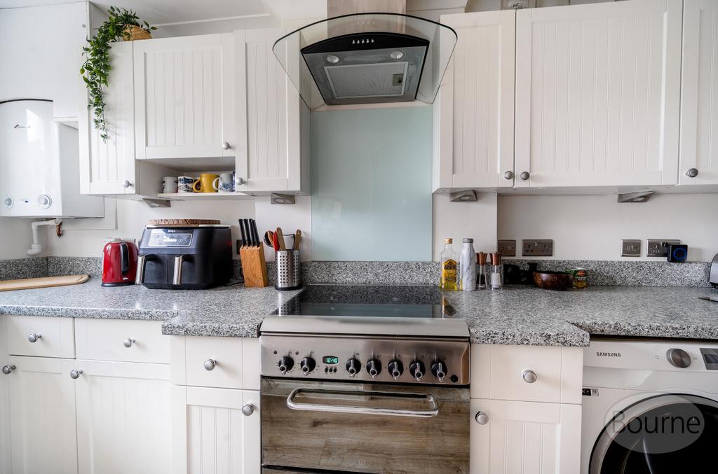 E472fd7a-6726-4e2...