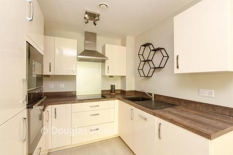 2 bedroom ground floor flat for sale, Outwood Lane, Chipstead, Surrey