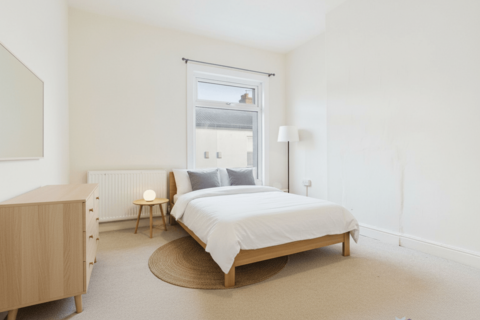 undefined, Rose Avenue, Airlie Street, Hull, HU3