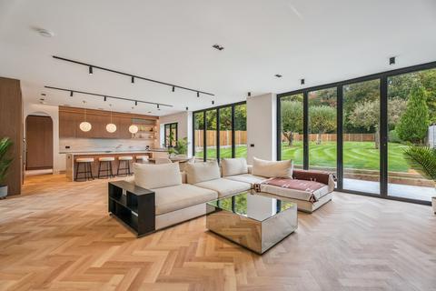 undefined, Chestnut Avenue, Rickmansworth, WD3