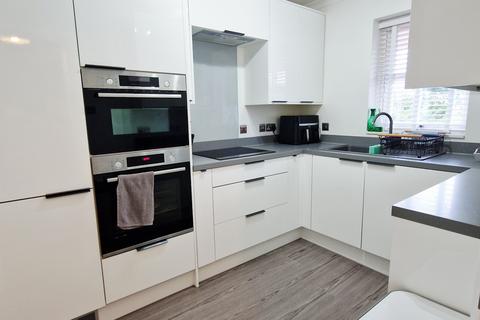 undefined, Echo Court, Gravesend DA12