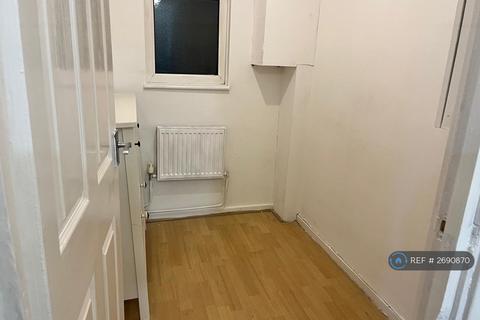 undefined, Kings Street, London, E13