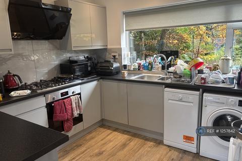 undefined, Dene Close, Worcester Park, KT4