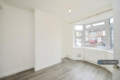 undefined, Danbury Road, Rainham, RM13