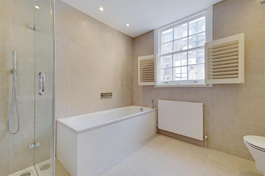 17. Ensuite 1.1.jpg