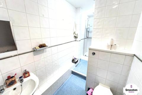 1 bedroom penthouse to rent, Plymouth, Devon PL4