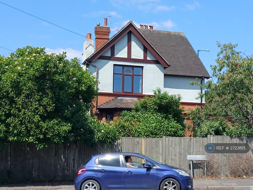 Detached House In Elevated Position