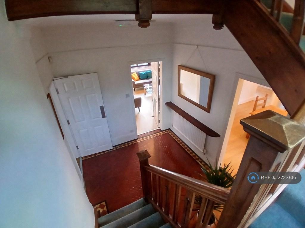 Lots Of Stylish Period Features, Light And Airy