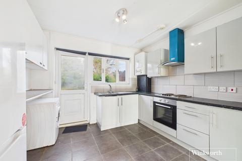 undefined, Wakemans Hill Avenue, London NW9
