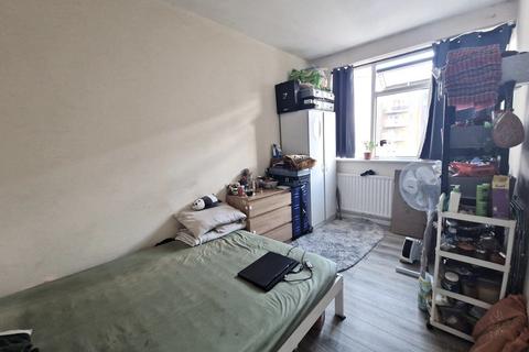 undefined, High Road Leyton, Leyton E10 6RF