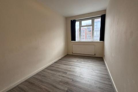 2 bedroom flat to rent, High Road Leyton, Leyton E10 6RF
