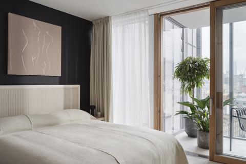 undefined, Shard Place, London Bridge Street, SE1