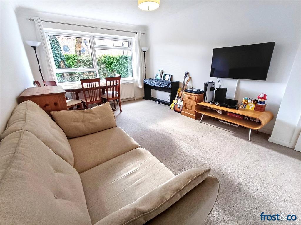 Living/Dining Room