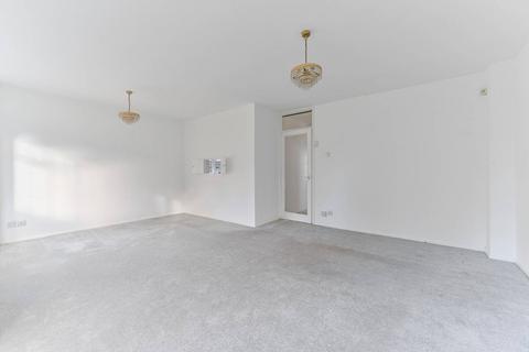 5 bedroom end of terrace house to rent, Upper Selsdon Road, Croydon, South Croydon, CR2