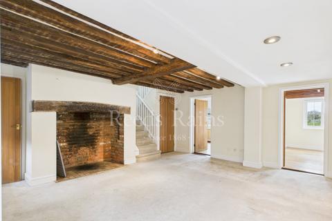 3 bedroom detached house for sale, Highcross Road, Gravesend DA13