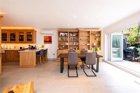 undefined, Devonshire Mews West, Marylebone, London, W1G