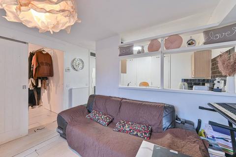 undefined, Mortlock Close, Peckham, London, SE15