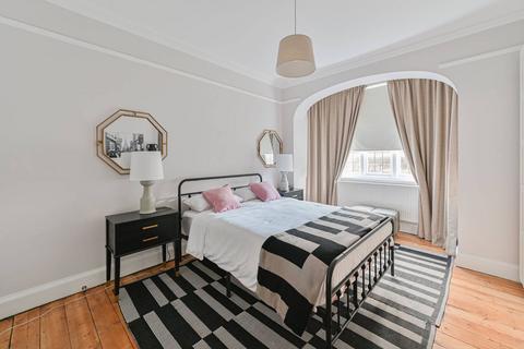 undefined, Westwell Road, Streatham Vale, London, SW16