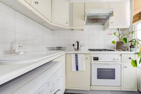 undefined, Kempsford Gardens, Earls Court, London, SW5