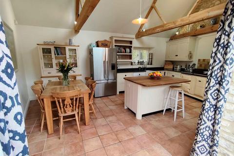 undefined, Cirencester GL7