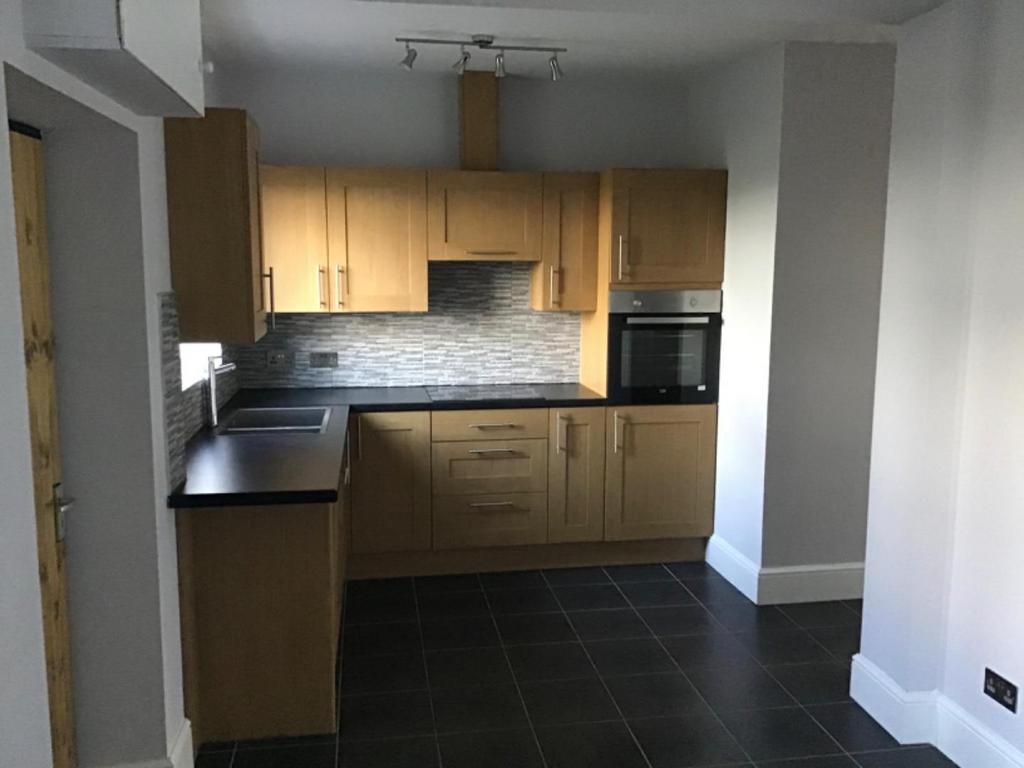 68 FE4 F06-2164-40 C6-A34 F-541 E395 E71 DA.jpeg