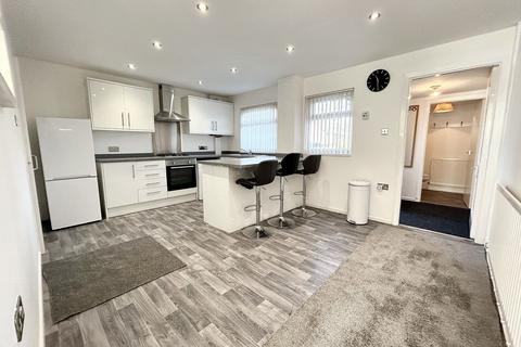 3 bedroom semi-detached house to rent, Preston Avenue, Manchester M30