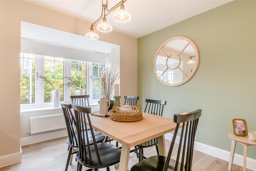 8666907-interior03.jpg