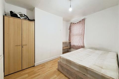 undefined, Lion Road, Bexleyheath DA6