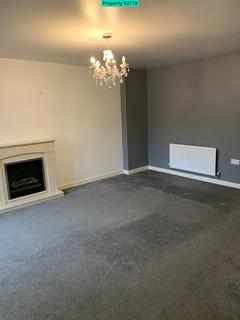 3 bedroom terraced house to rent, 155 Squires Grove, Willenhall, WV12