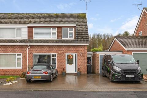 3 bedroom semi-detached house for sale, Barrow Close, Dorchester