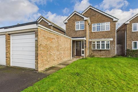 undefined, Ropley Close, Tadley, RG26