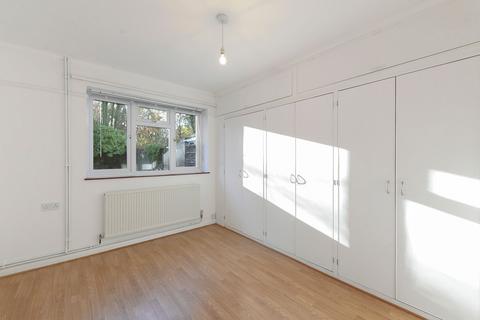 undefined, Cavendish Drive, Tunbridge Wells, TN2