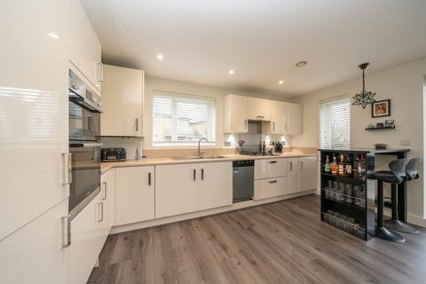 undefined, Kingcup Avenue, Hemel Hempstead, HP2