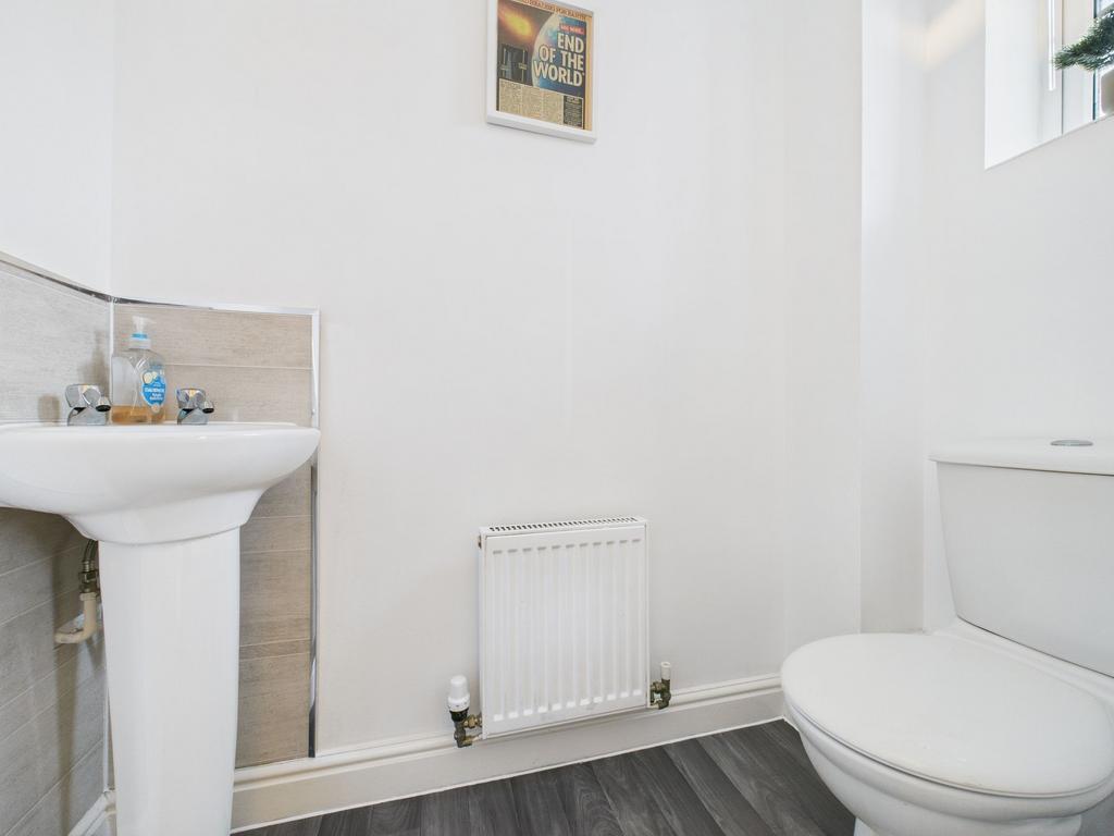 Ground Floor Wc