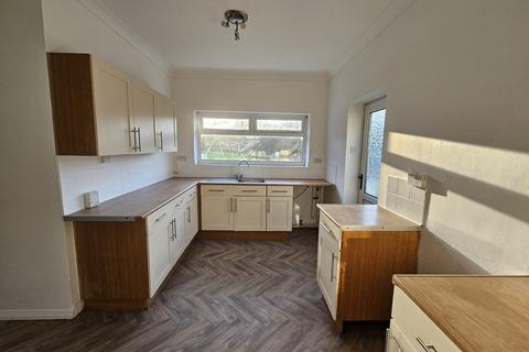 3 bedroom semi-detached house for sale, Hill Street, Melincourt, Neath, Neath Port Talbot.
