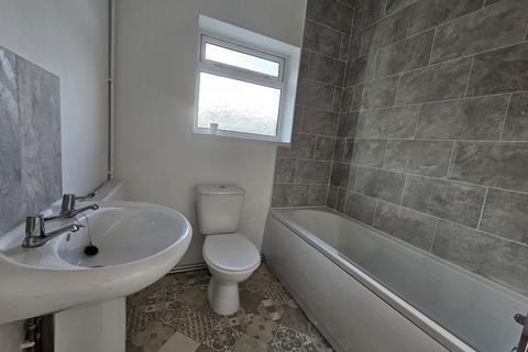 3 bedroom semi-detached house for sale, Hill Street, Melincourt, Neath, Neath Port Talbot.