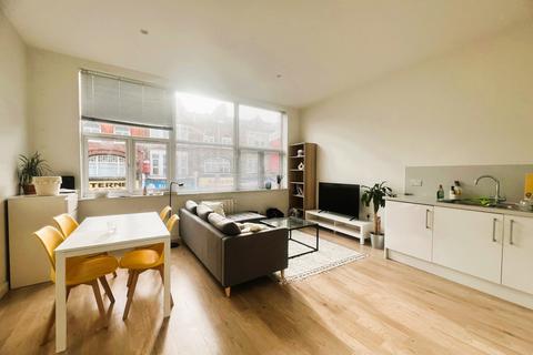 2 bedroom apartment to rent, Acton High Street, London W3