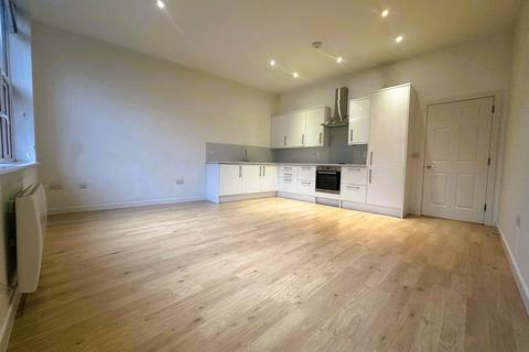 2 bedroom apartment to rent, Acton High Street, London W3