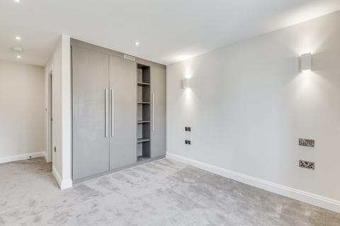 2 bedroom apartment to rent, Purley Avenue, Cricklewood, London, NW2