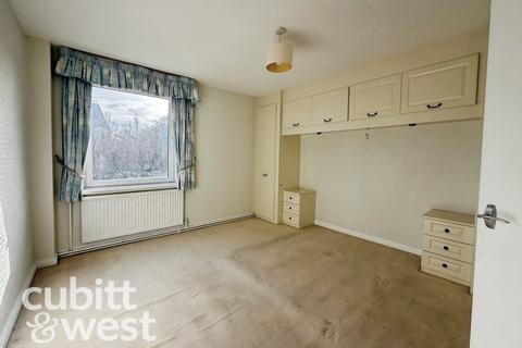 2 bedroom apartment to rent, AVAILABLE WITH NO DEPOSIT Blount Road Portsmouth PO1
