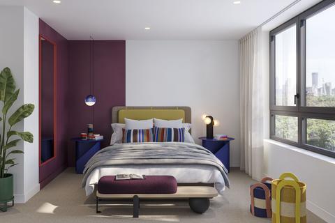 undefined, Peninsula Gardens, Greenwich Peninsula, London, SE10