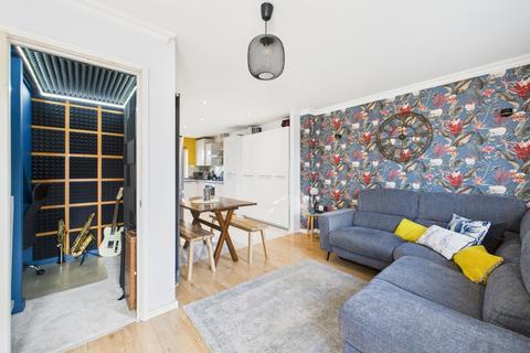 undefined, Muscott Close, Flore, NN7 4NP
