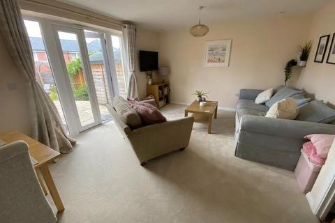 3 bedroom semi-detached house to rent, Seven Acres, Cranbrook, Exeter
