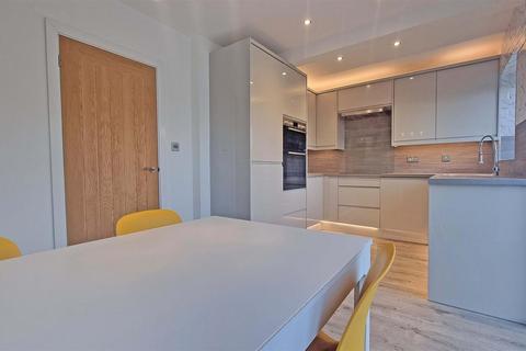 undefined, Yardley Wood Road, Yardley Wood, Birmingham