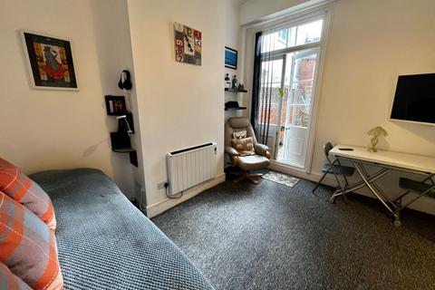 undefined, Flat 1, 7 Lind Street, Ryde, Isle Of Wight, PO33 2NQ