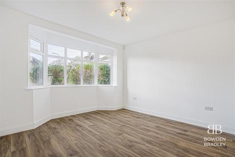 undefined, Longport Close, Hainaut