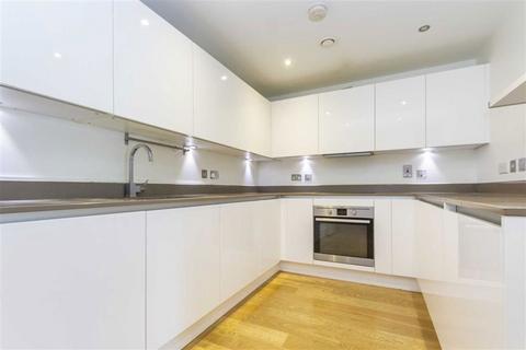 undefined, Love Lane, London SE18