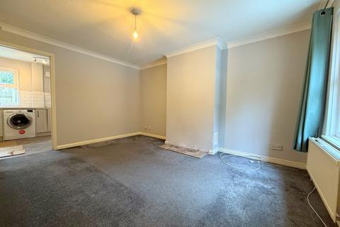 2 bedroom terraced house to rent, All Saints Road, Tunbridge Wells