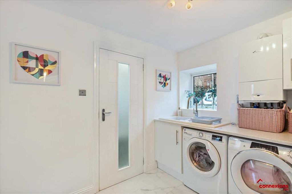 Utility Room (2)