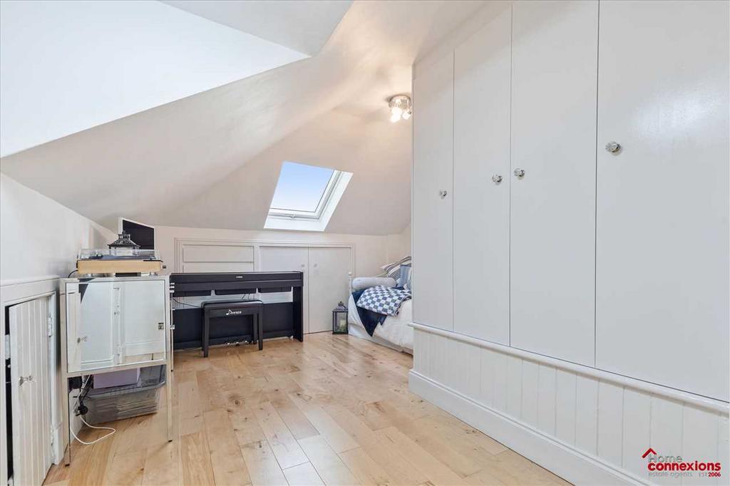 Bedroom Four (2)